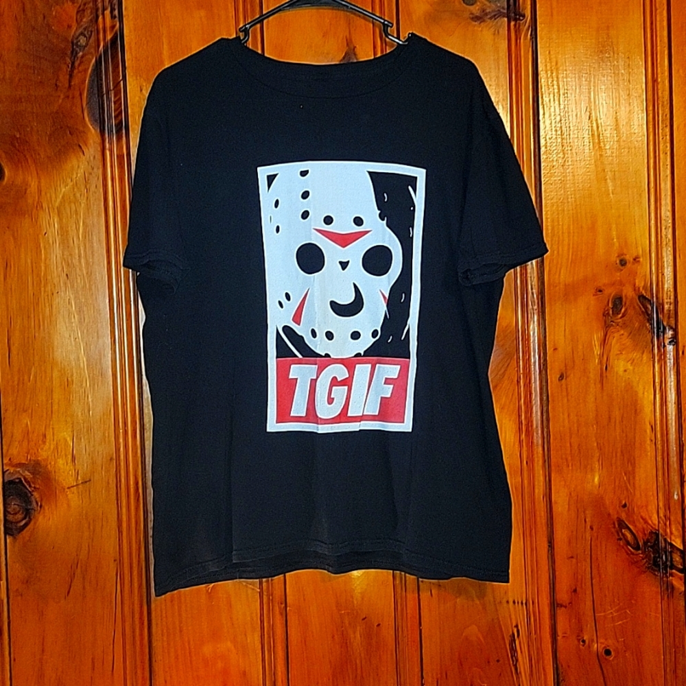 Mens size large graphic t